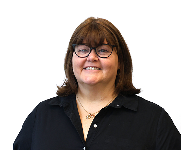 Head shot of Emily Murray